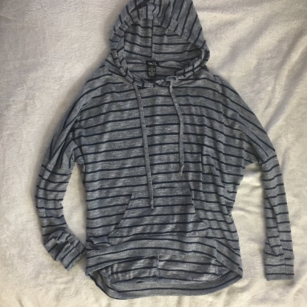lightweight hoodie